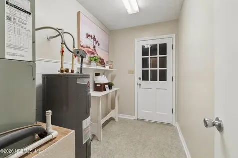 6102 W 1st Manor Palatka FL 32177