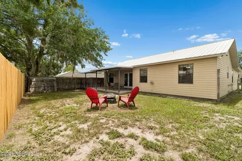 6102 W 1st Manor Palatka FL 32177
