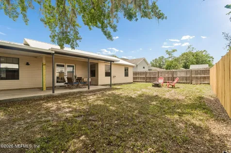 6102 W 1st Manor Palatka FL 32177
