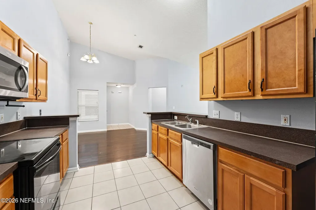 1465 Manotak Point Drive Jacksonville FL 32210