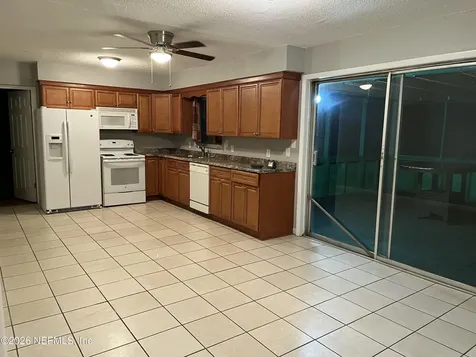 127 Crestwood Avenue Palatka FL 32177