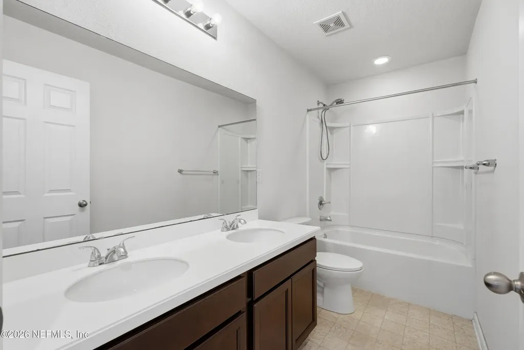 3094 Paddle Creek Drive Green Cove Springs FL 32043