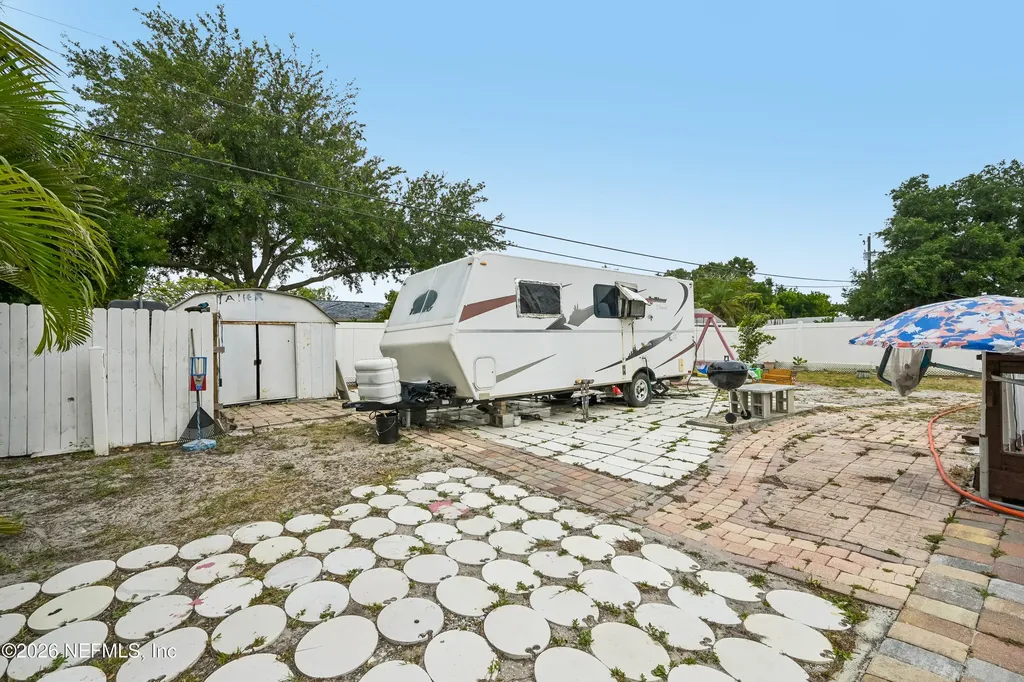 4310 82nd Street W Bradenton FL 34209