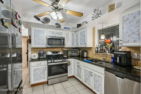 4310 82nd Street W Bradenton FL 34209