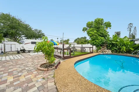 4310 82nd Street W Bradenton FL 34209