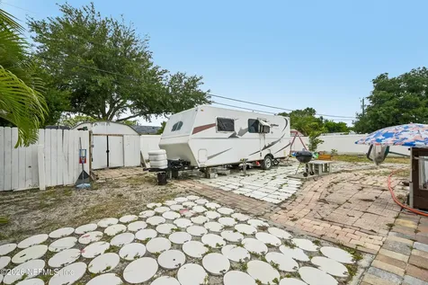 4310 82nd Street W Bradenton FL 34209