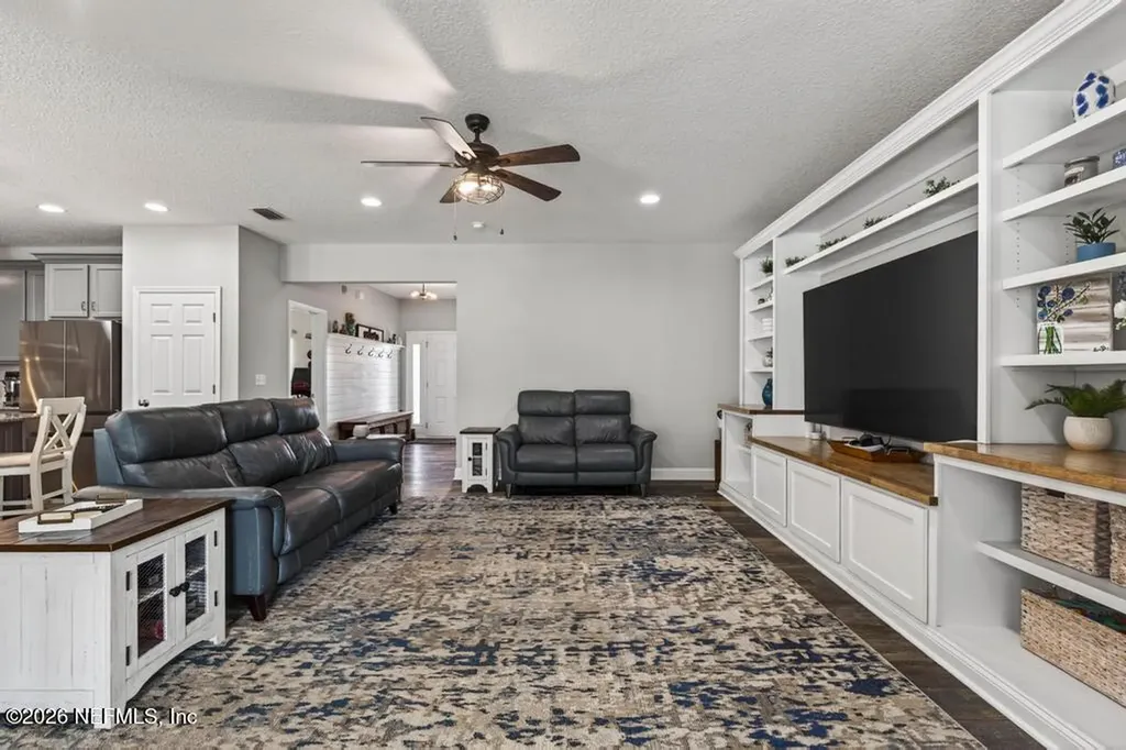 8285 River Edge Place Jacksonville FL 32218