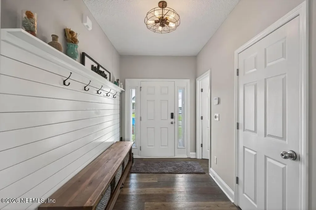8285 River Edge Place Jacksonville FL 32218