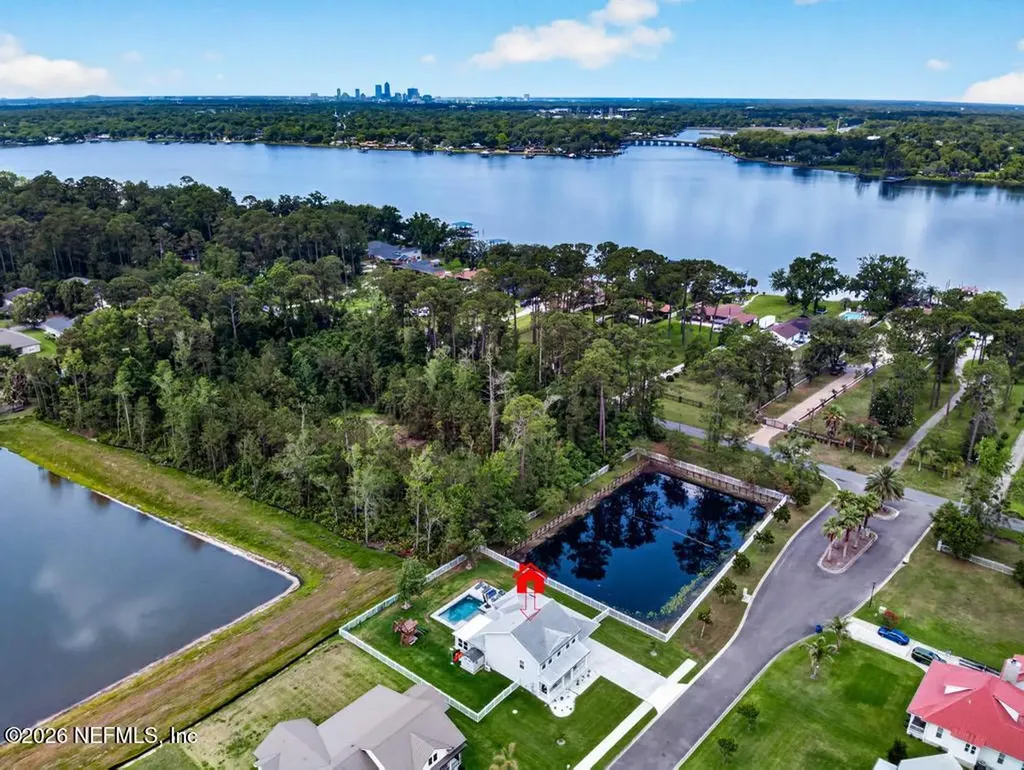 8285 River Edge Place Jacksonville FL 32218