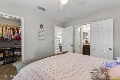 8285 River Edge Place Jacksonville FL 32218