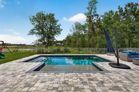 8285 River Edge Place Jacksonville FL 32218