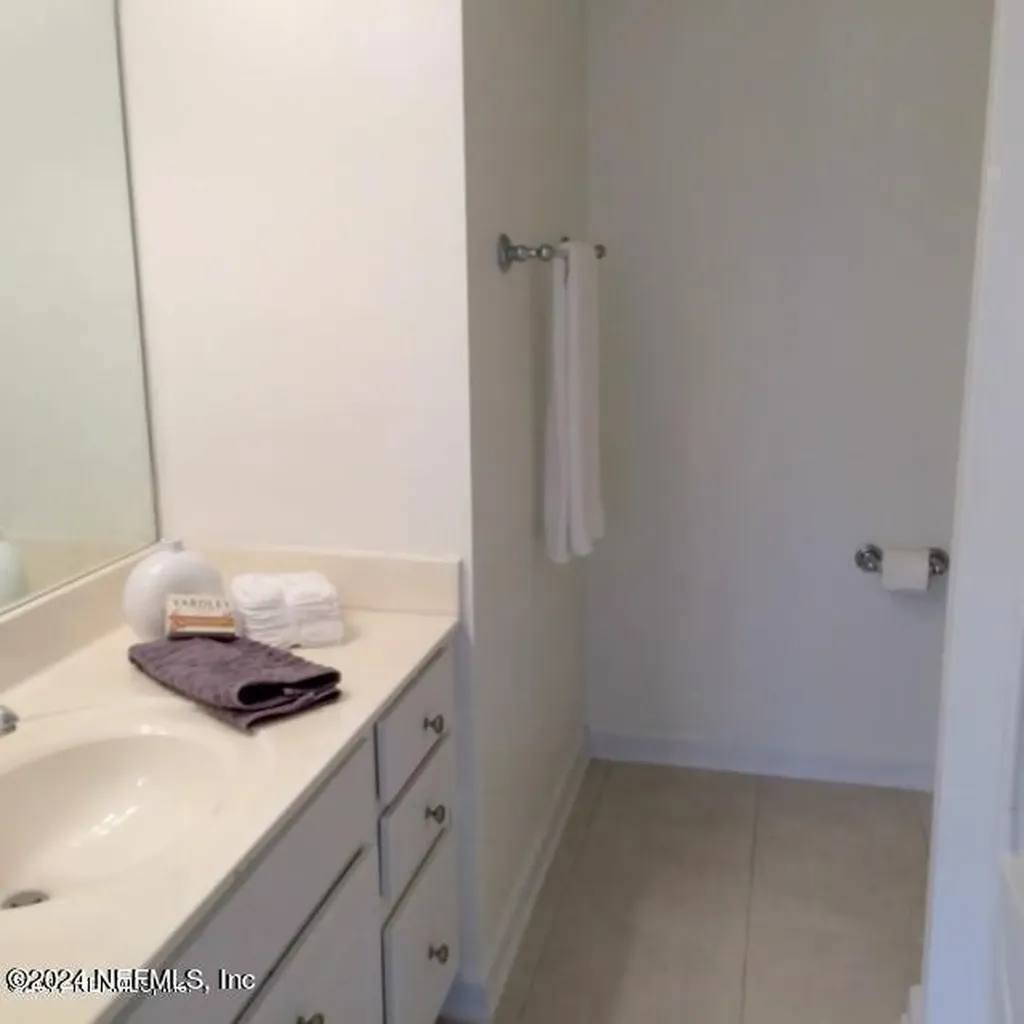 8125 Summergate Court Jacksonville FL 32256