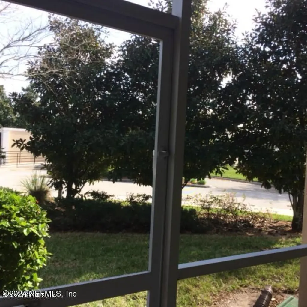 8125 Summergate Court Jacksonville FL 32256