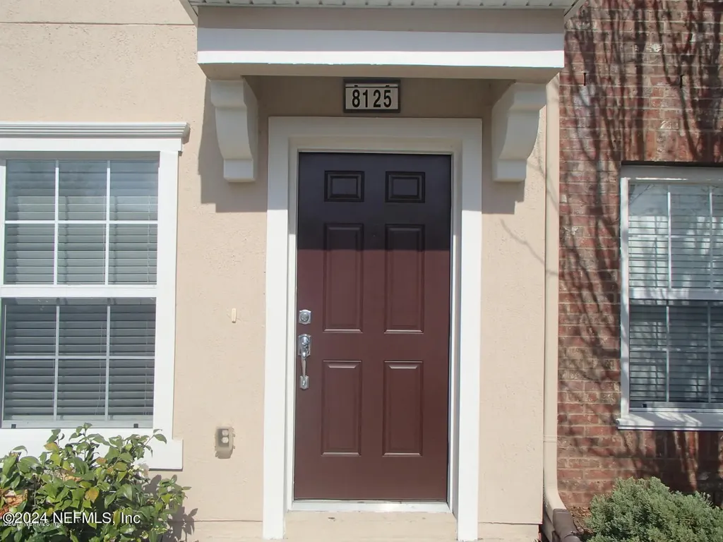 8125 Summergate Court Jacksonville FL 32256