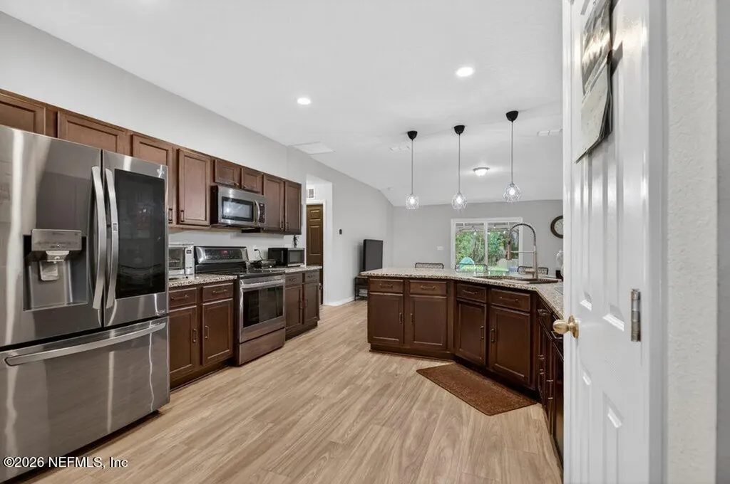 873 Grace Circle E Jacksonville FL 32205