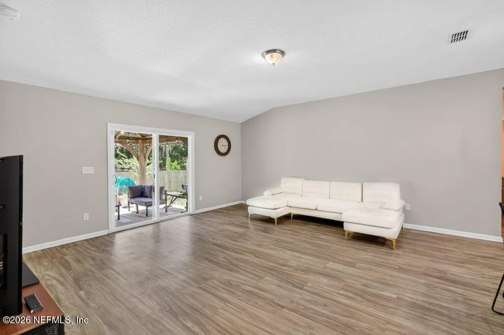 873 Grace Circle E Jacksonville FL 32205