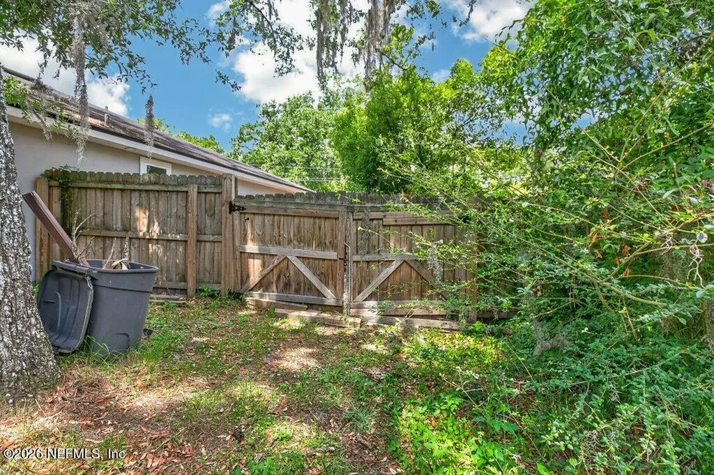 873 Grace Circle E Jacksonville FL 32205