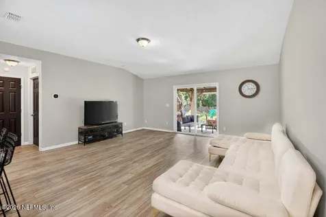 873 Grace Circle E Jacksonville FL 32205