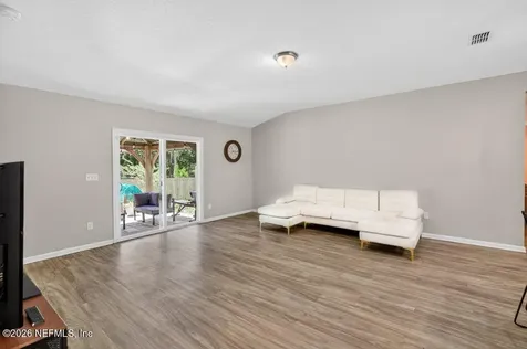 873 Grace Circle E Jacksonville FL 32205