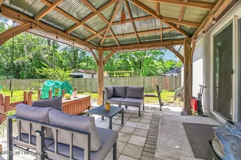 873 Grace Circle E Jacksonville FL 32205