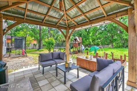 873 Grace Circle E Jacksonville FL 32205