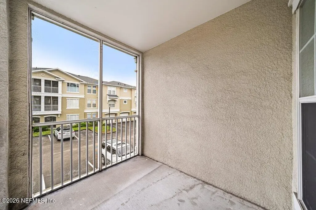 8290 Gate Parkway W Jacksonville FL 32216