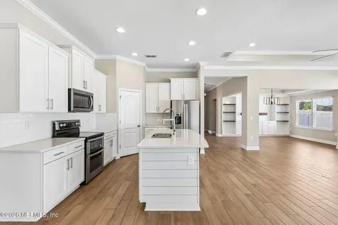 1208 Castle Trail Drive St. Johns FL 32259