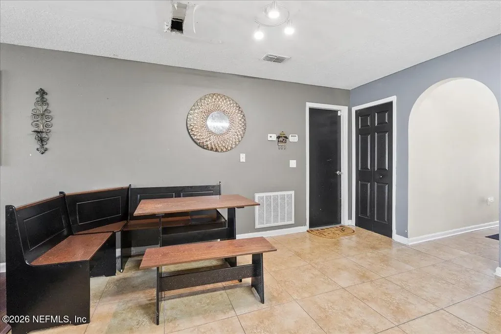 8845 Merseyside Avenue Jacksonville FL 32219