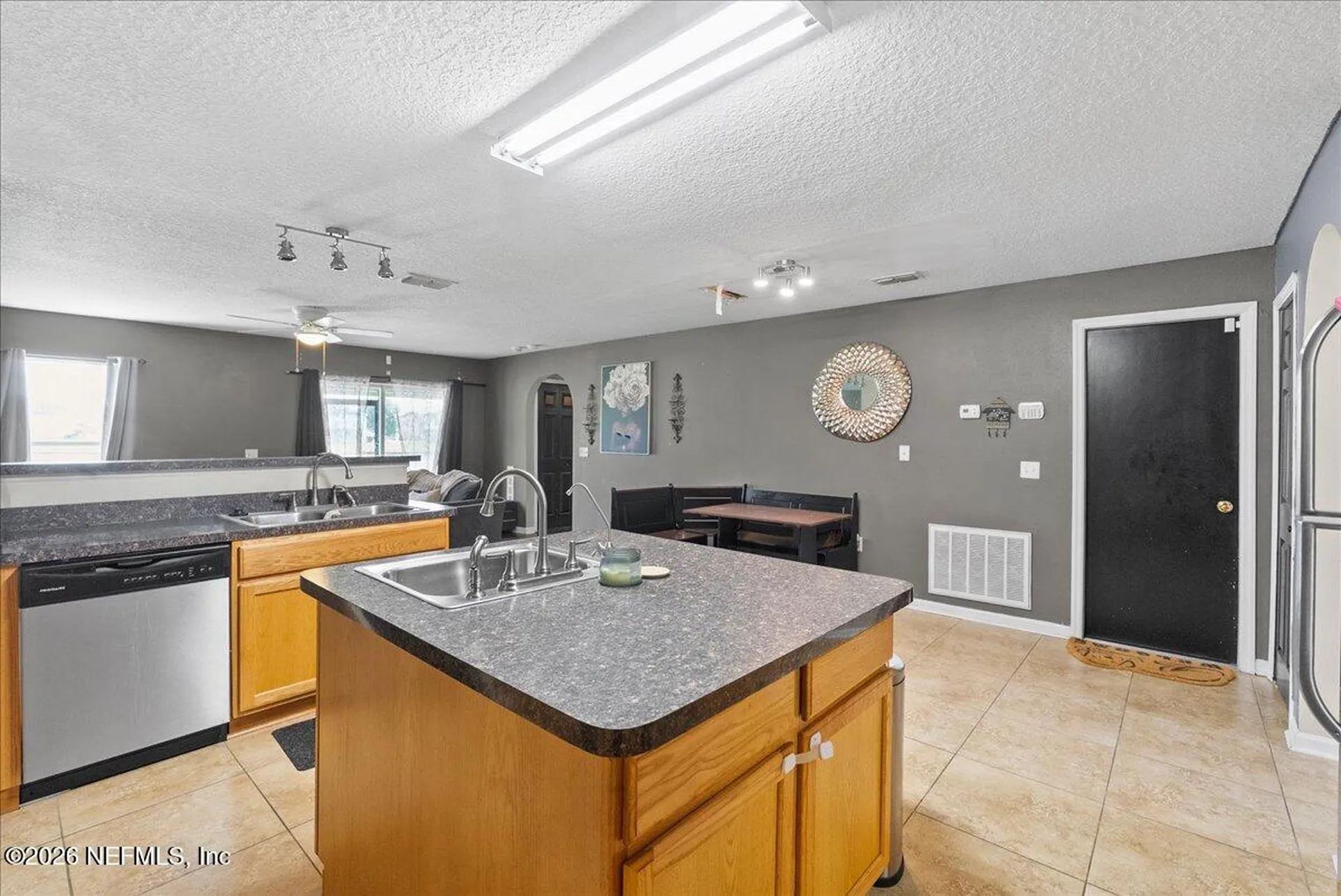 8845 Merseyside Avenue Jacksonville FL 32219