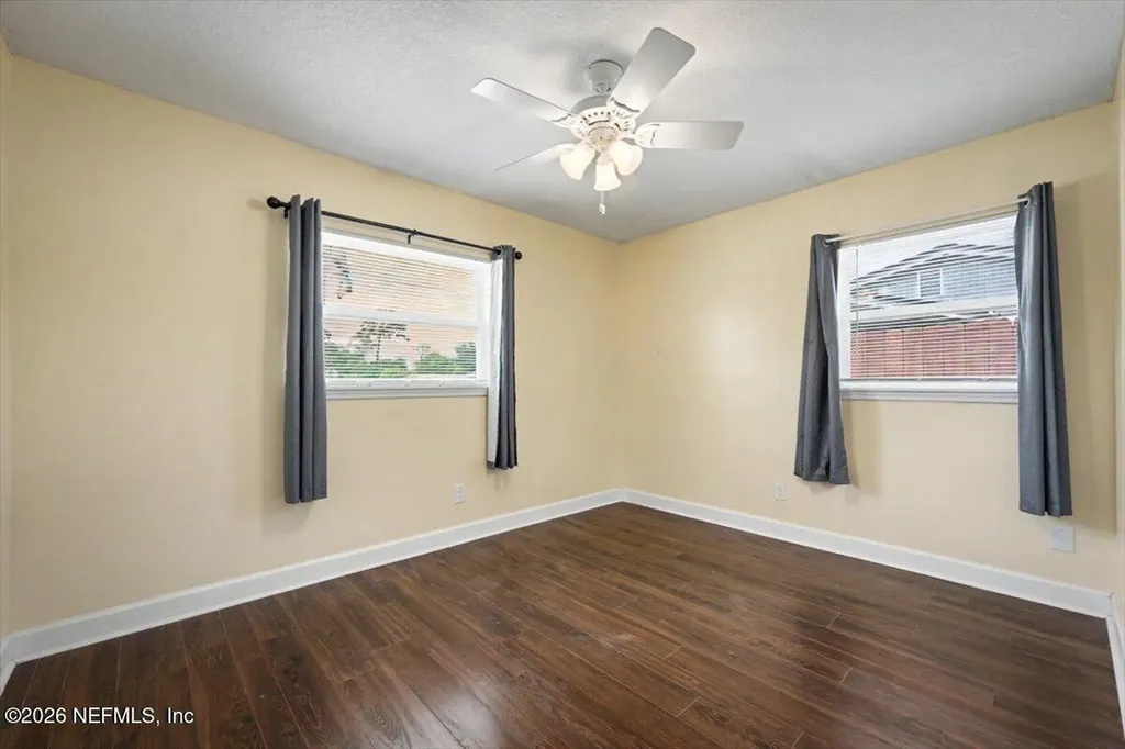 2425 Tulsa Road N Jacksonville FL 32218