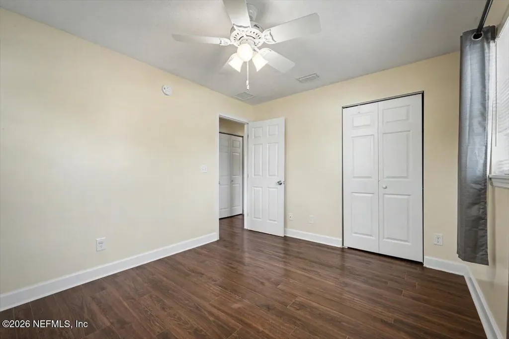 2425 Tulsa Road N Jacksonville FL 32218