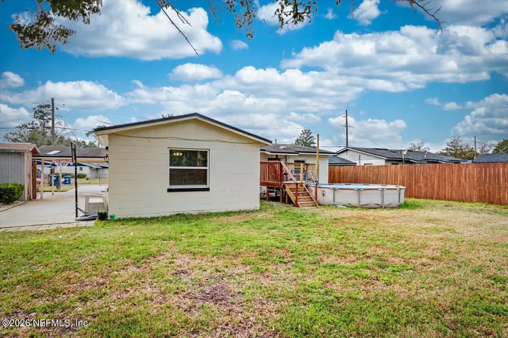 2425 Tulsa Road N Jacksonville FL 32218