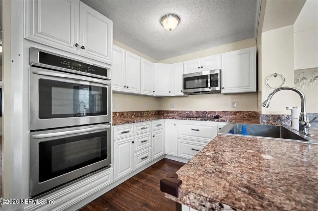 2425 Tulsa Road N Jacksonville FL 32218