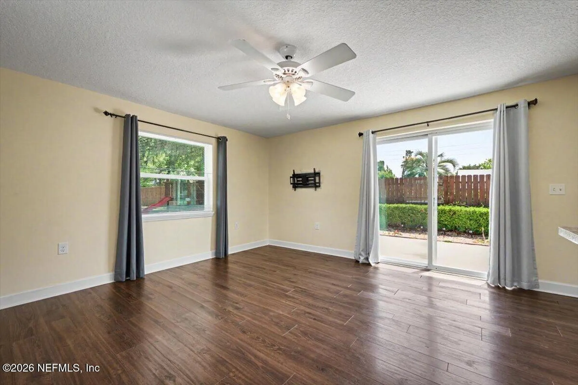 2425 Tulsa Road N Jacksonville FL 32218