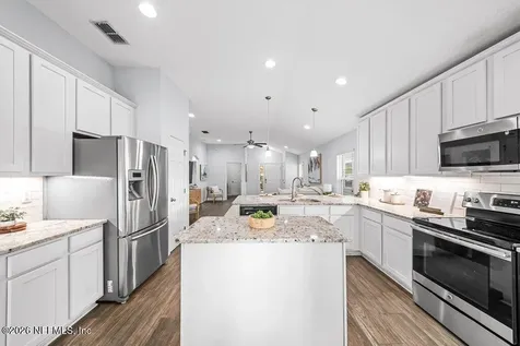 2163 Sandy Bay Lane Jacksonville FL 32233