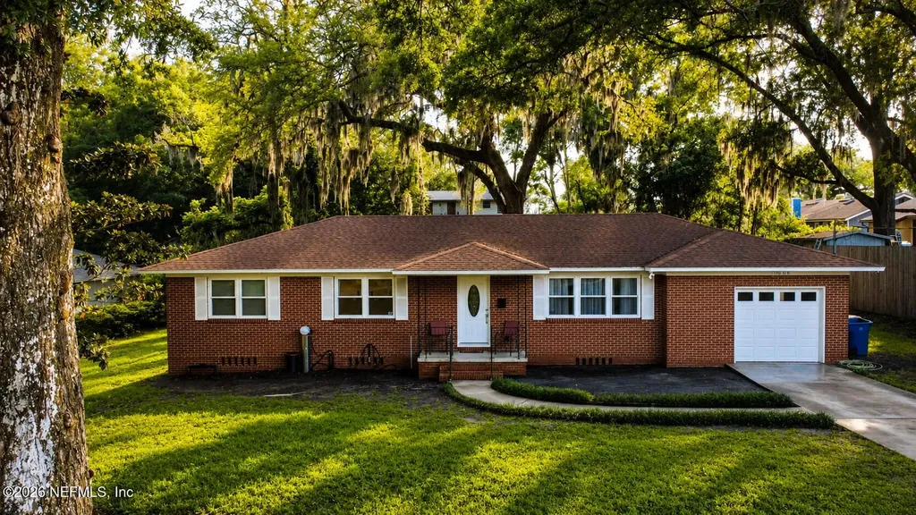1050 Chateau Drive Jacksonville FL 32211