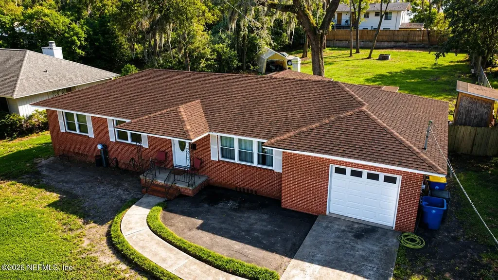 1050 Chateau Drive Jacksonville FL 32211
