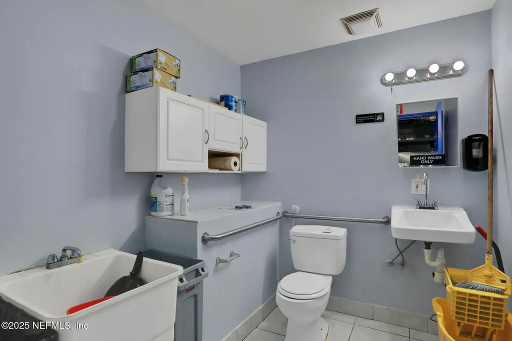 413 Elm Street Welaka FL 32193