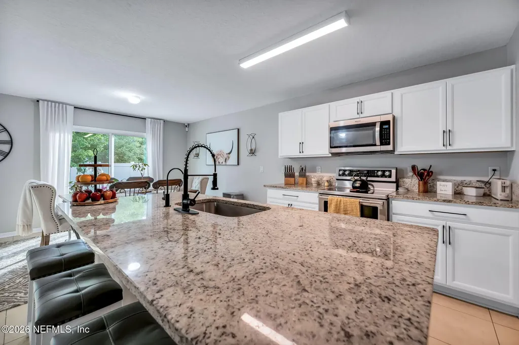 12384 Cherry Bluff Drive Jacksonville FL 32218