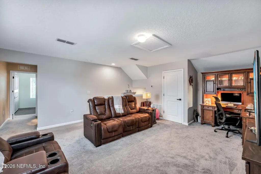 12384 Cherry Bluff Drive Jacksonville FL 32218