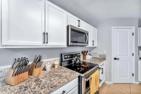 12384 Cherry Bluff Drive Jacksonville FL 32218