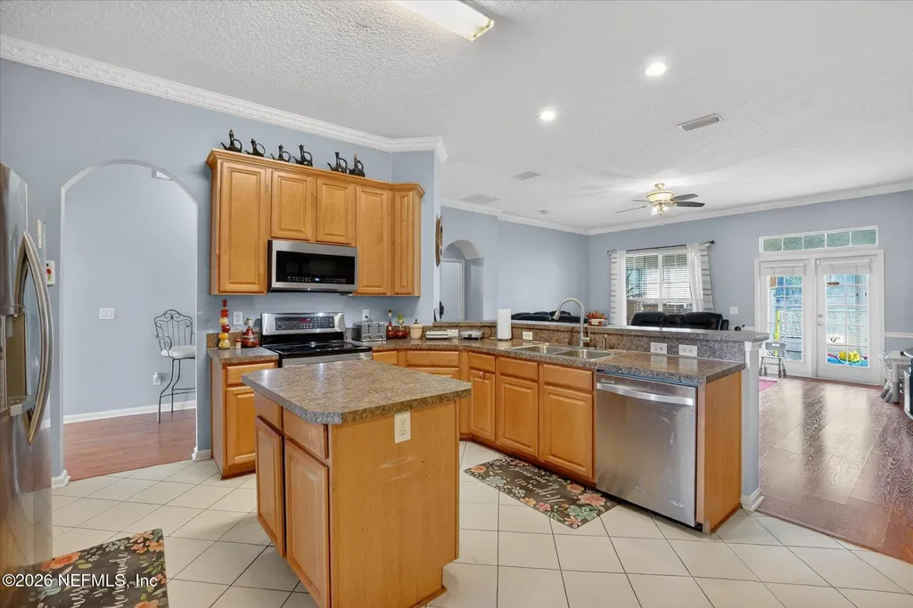315 Southern Rose Drive Jacksonville FL 32225