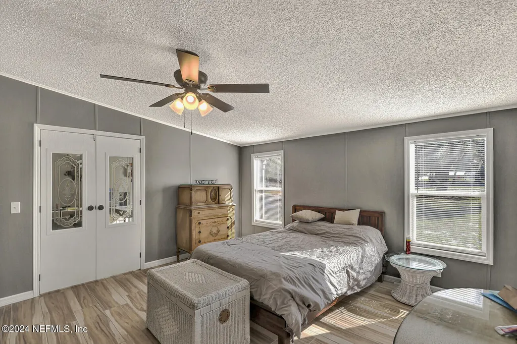141 Woods Road San Mateo FL 32187