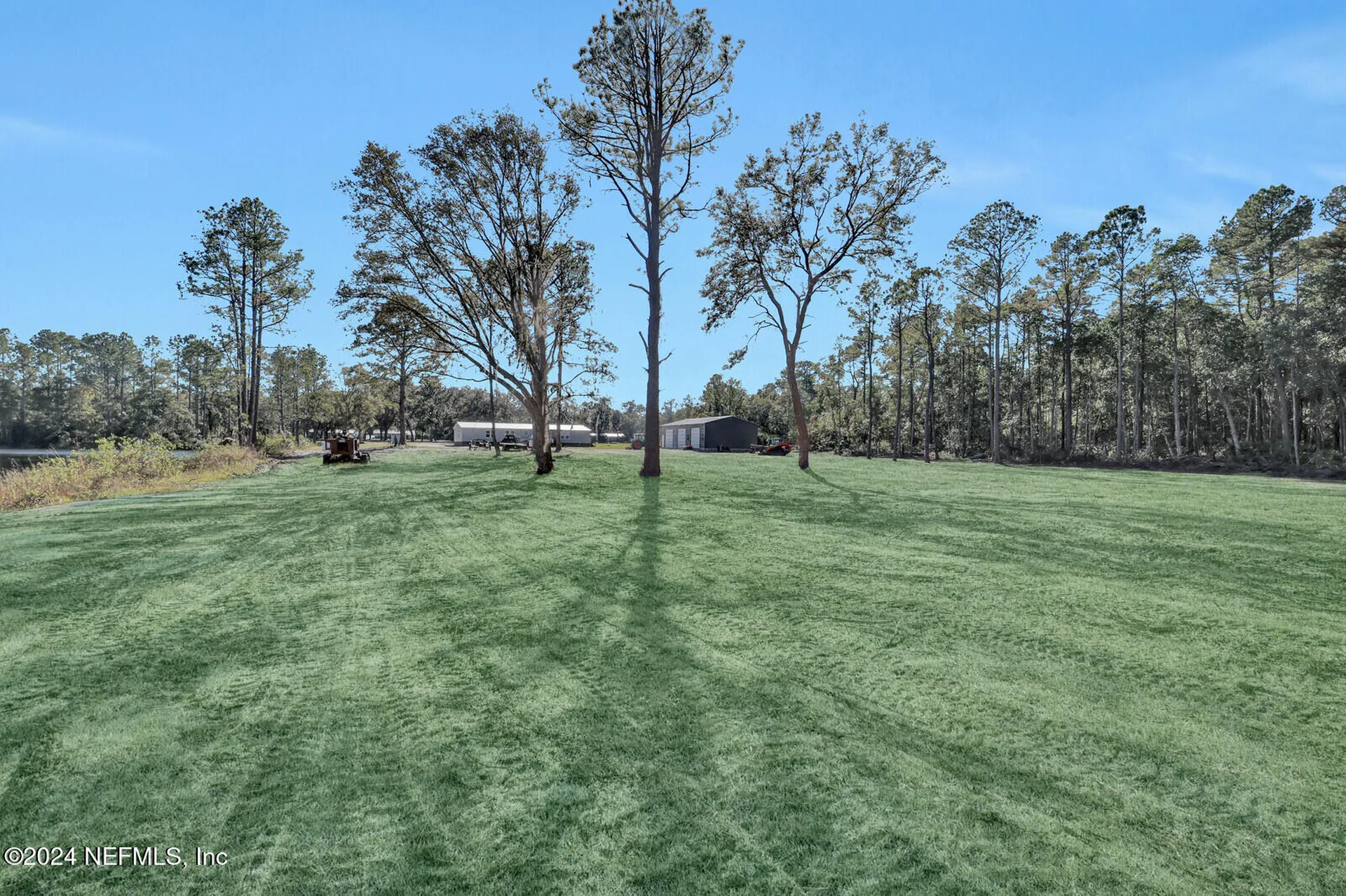 141 Woods Road San Mateo FL 32187
