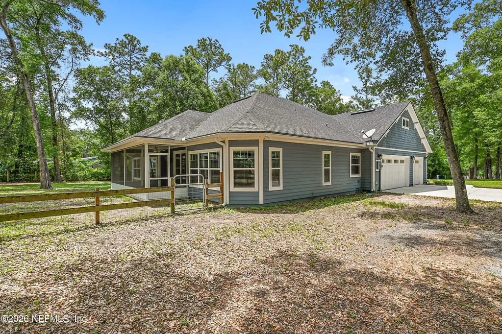 552 Arthur Moore Drive Green Cove Springs FL 32043