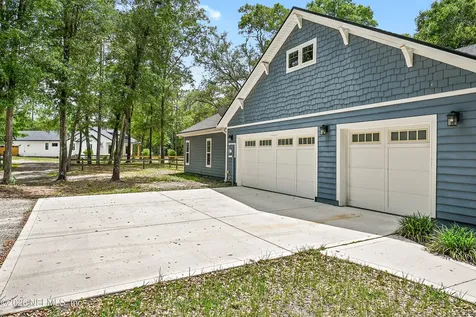 552 Arthur Moore Drive Green Cove Springs FL 32043