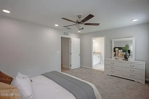 3372 Tiger Hole Road Jacksonville FL 32216