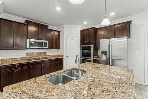 16053 Willow Bluff Court Jacksonville FL 32218
