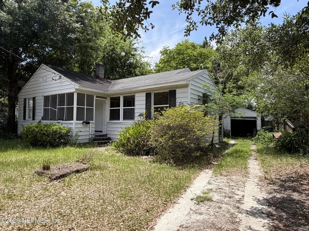 1336 Pinegrove Court Jacksonville FL 32205