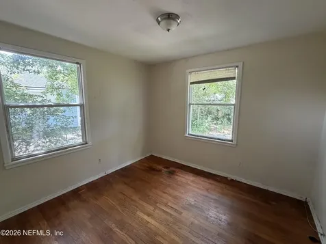 1336 Pinegrove Court Jacksonville FL 32205